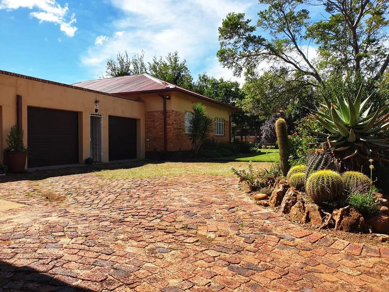 3 Bedroom Property for Sale in Potchefstroom North West